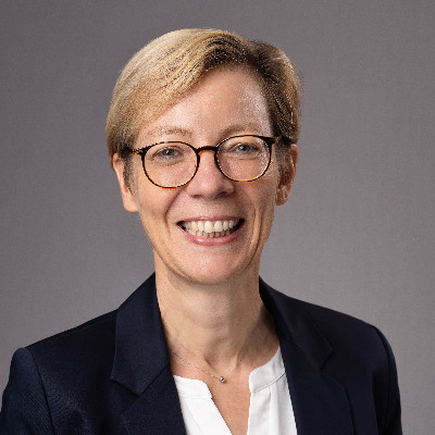 Dr. Ines Mattern